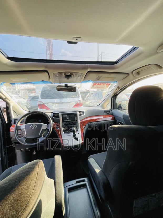 Toyota Alphard 2.4 Petrol AWD 2013 Black