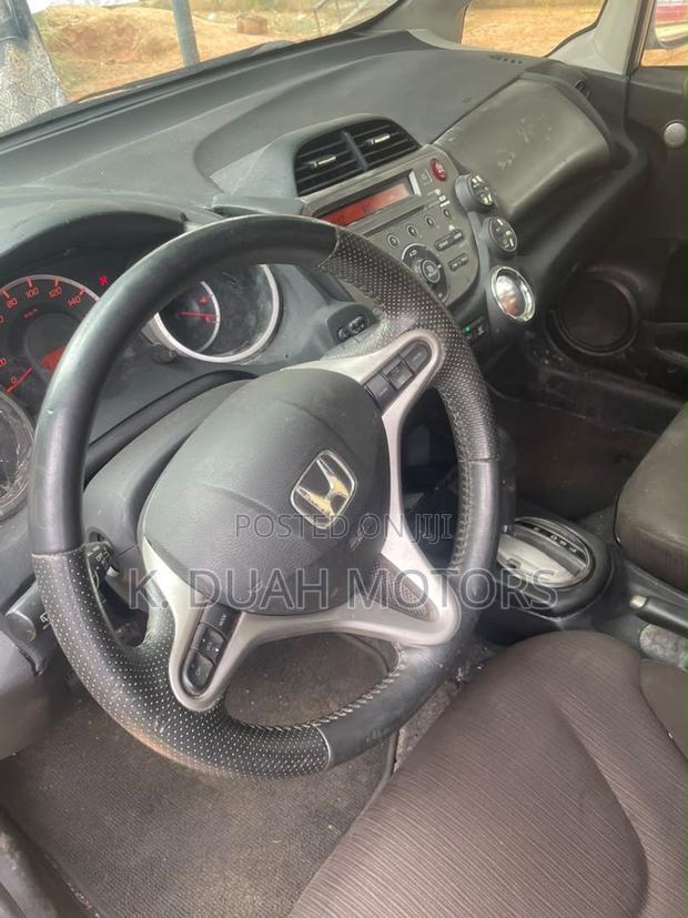 Honda Fit 2012 Silver