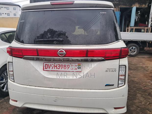 Nissan Elgrand 2013 White