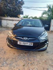 Hyundai Accent SE 2011 Black for sale