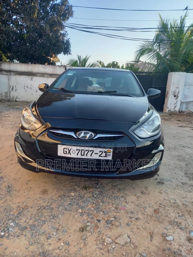 Hyundai Accent SE 2011 Black