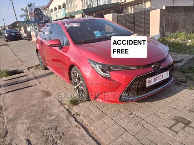 Toyota Corolla 2020 Red