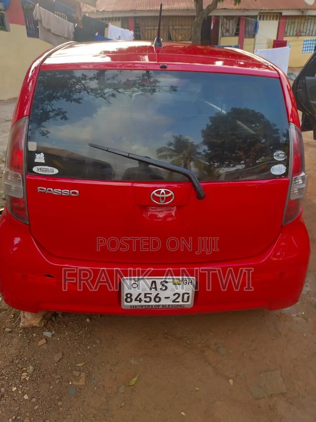 Toyota Passo 2010 Red
