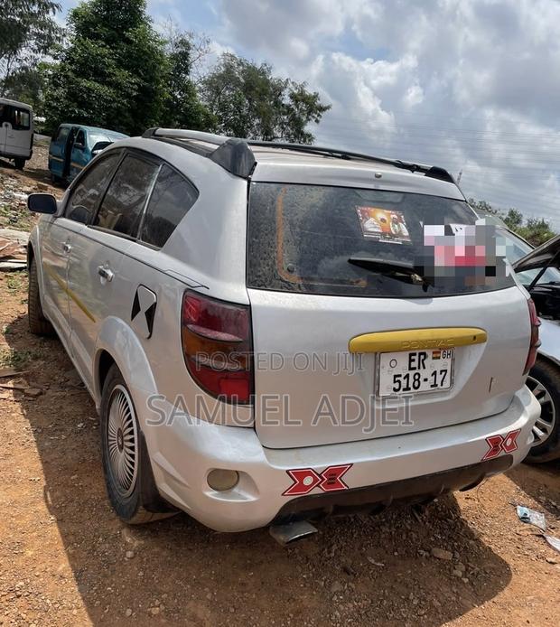 Pontiac Vibe 2009 Silver