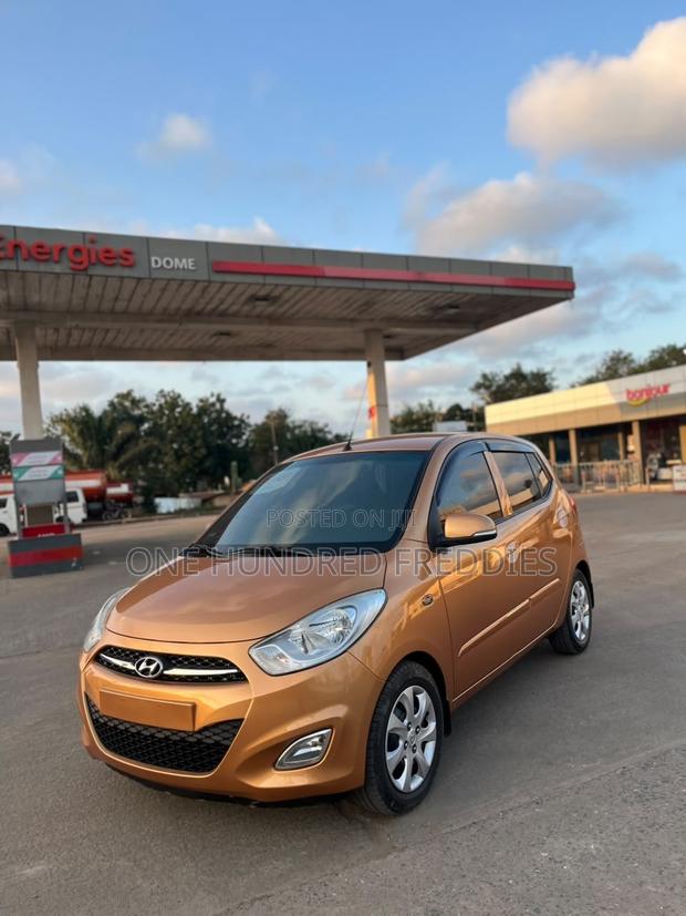 Hyundai I10 2010 Gold
