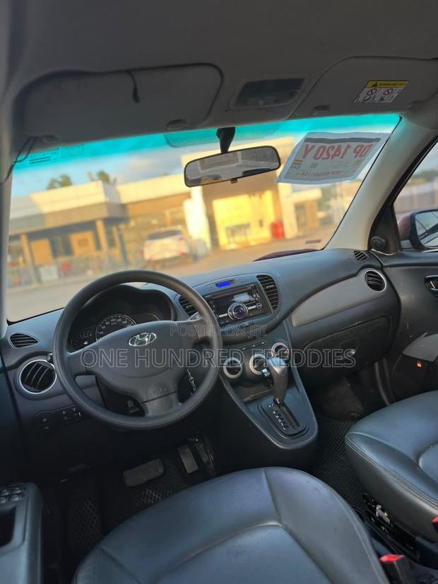 Hyundai I10 2010 Gold
