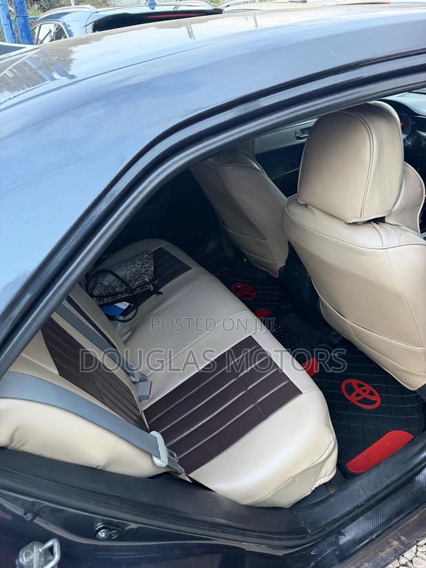 Toyota Corolla 2016 Gray