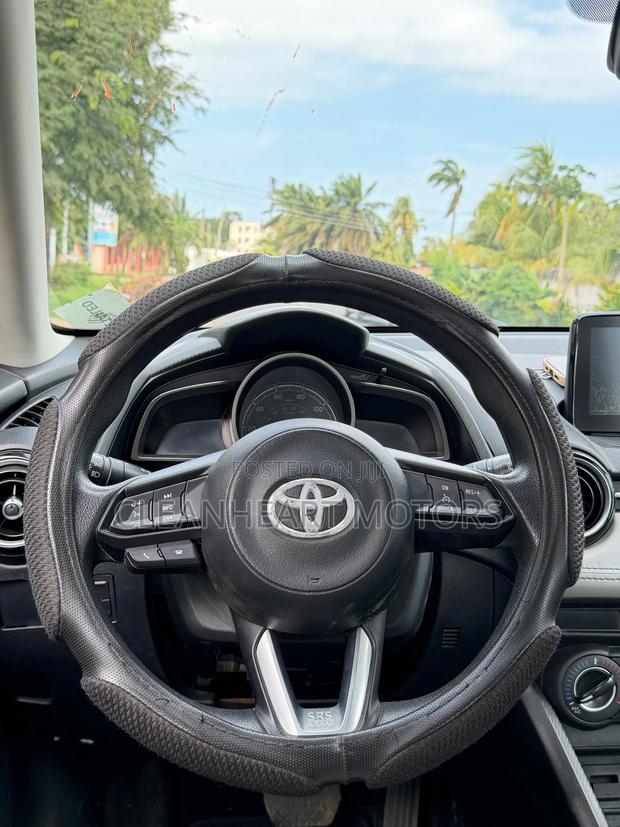 Toyota Yaris 2020 Black