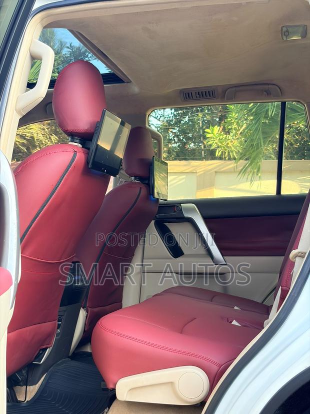 Toyota Land Cruiser Prado 2.7 2018 White