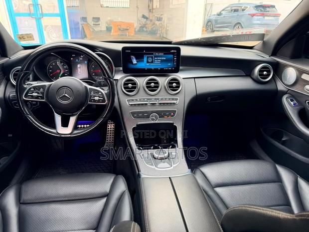 Mercedes-Benz C300 2020 Black