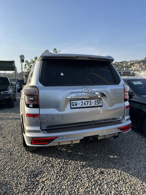 Toyota 4-Runner Limited 4x4 2019 Silver