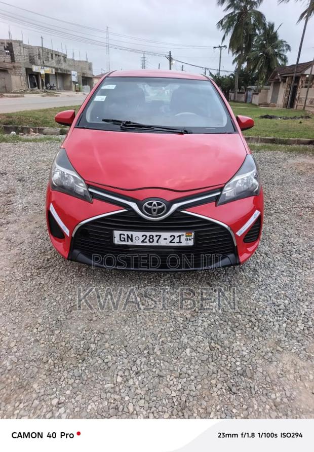 Toyota Yaris 2016 Red