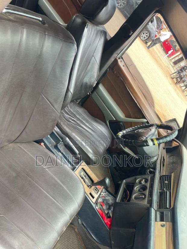 Mercedes-Benz 190E 1995 Silver