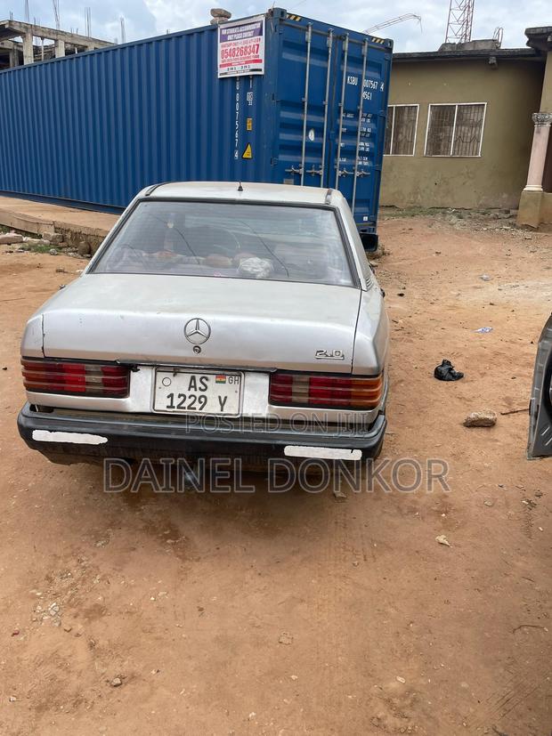 Mercedes-Benz 190E 1995 Silver