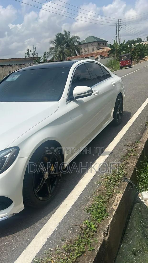 Mercedes-Benz C300 2016 White