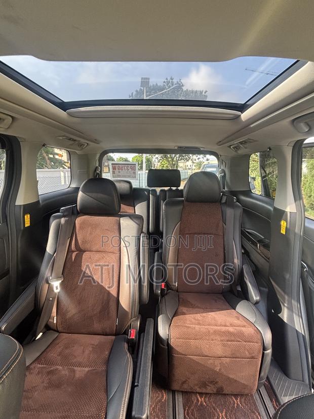 Toyota Alphard 2013 White