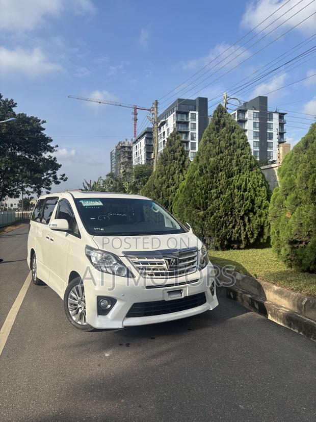 Toyota Alphard 2013 White