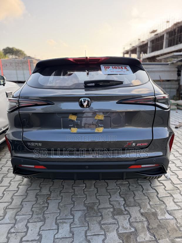 New Changan X5 Plus 1.5 Blue Core FWD 2025 Gray