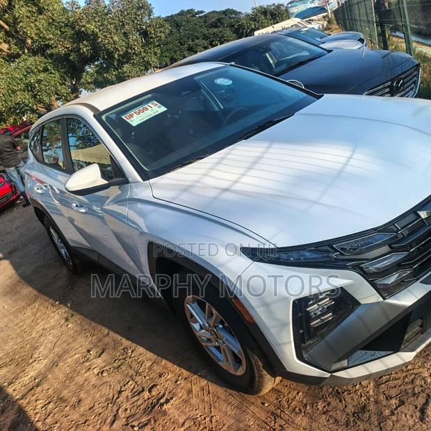 Hyundai Tucson 2025 White
