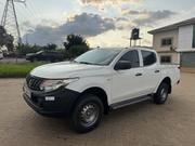 Mitsubishi L200 Double Cab 2.4 181hp 4WD 2017 White for sale