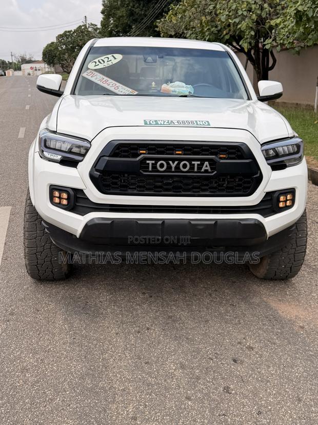 Toyota Tacoma TRD Off Road 2021 White