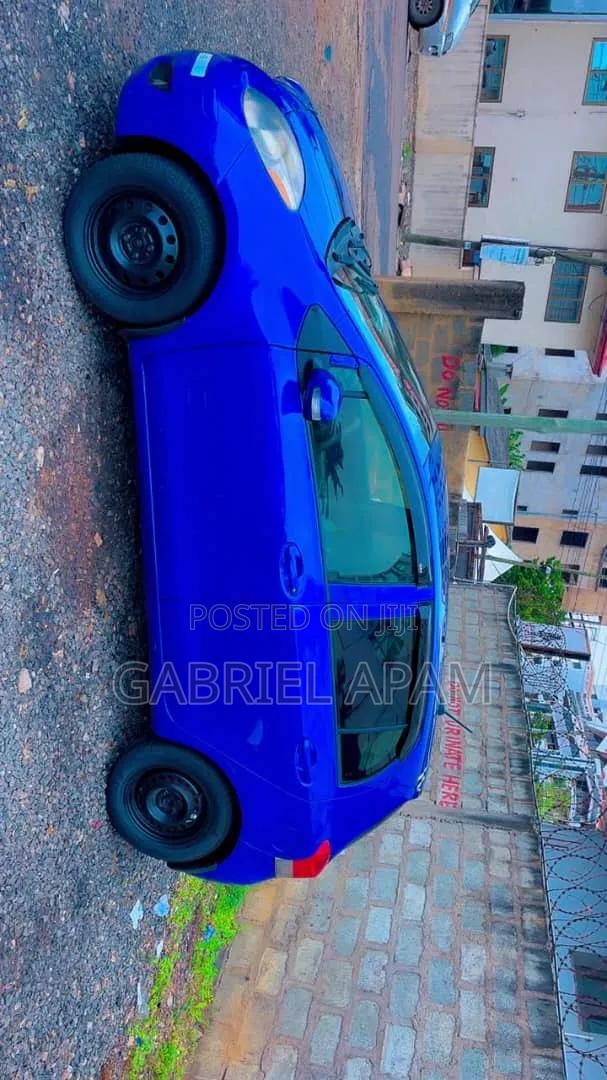 Toyota Vitz 2010 Blue