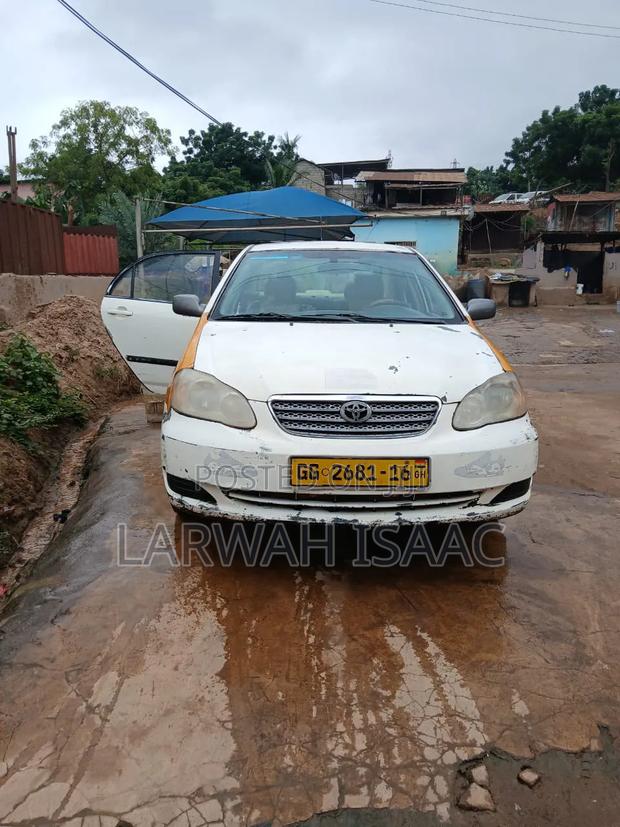 Toyota Corolla 2008 White