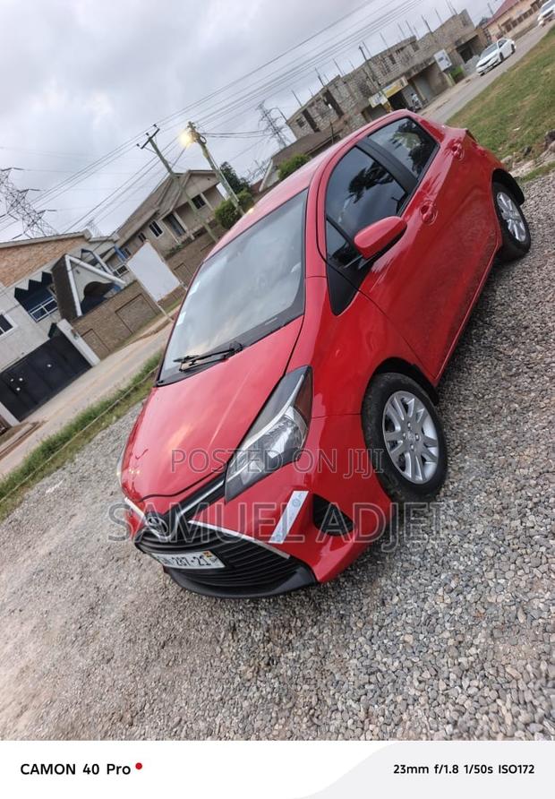 Toyota Yaris 2016 Red