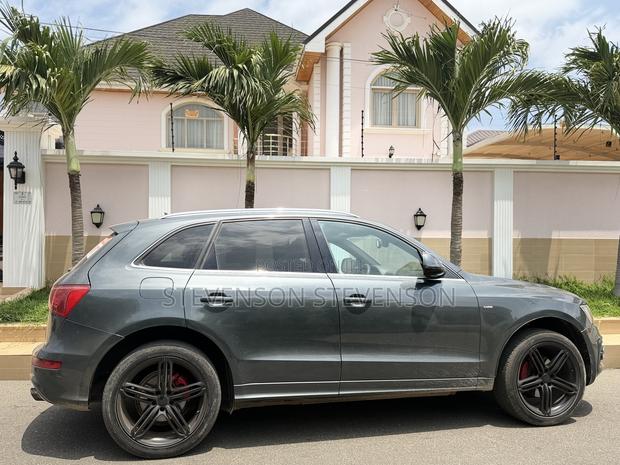 Audi Q5 2016 Black