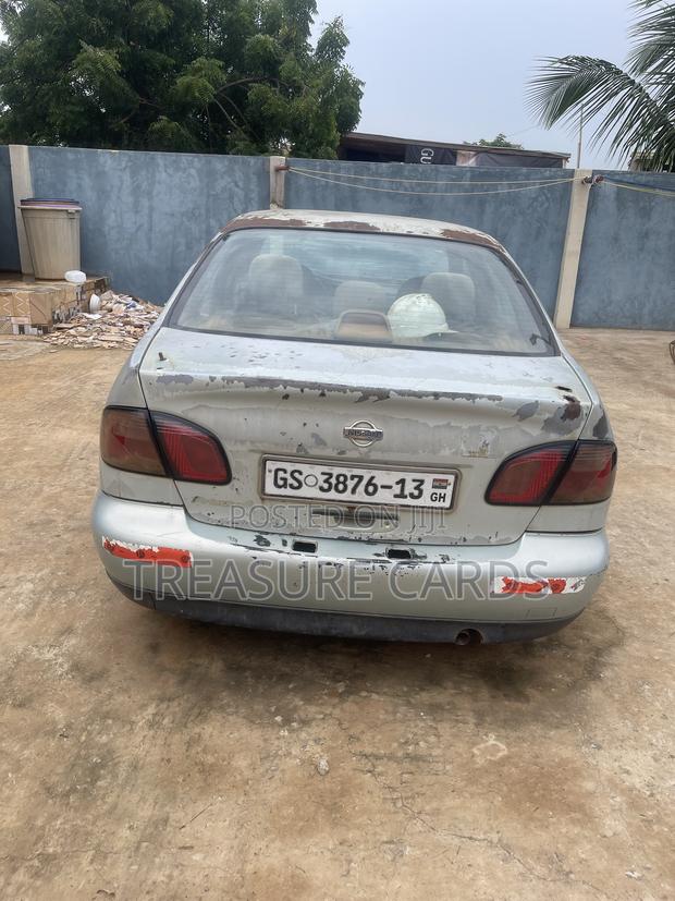 Nissan Primera 2009 Beige