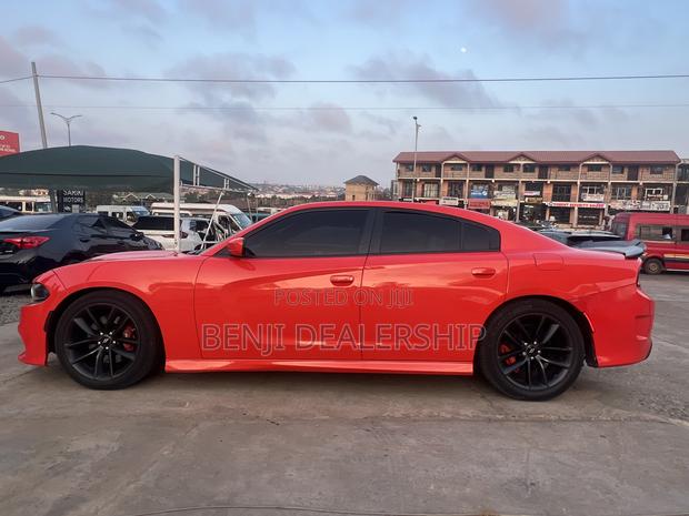 Dodge Charger 2019 Orange