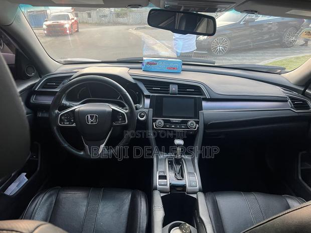 Honda Civic 2017 White