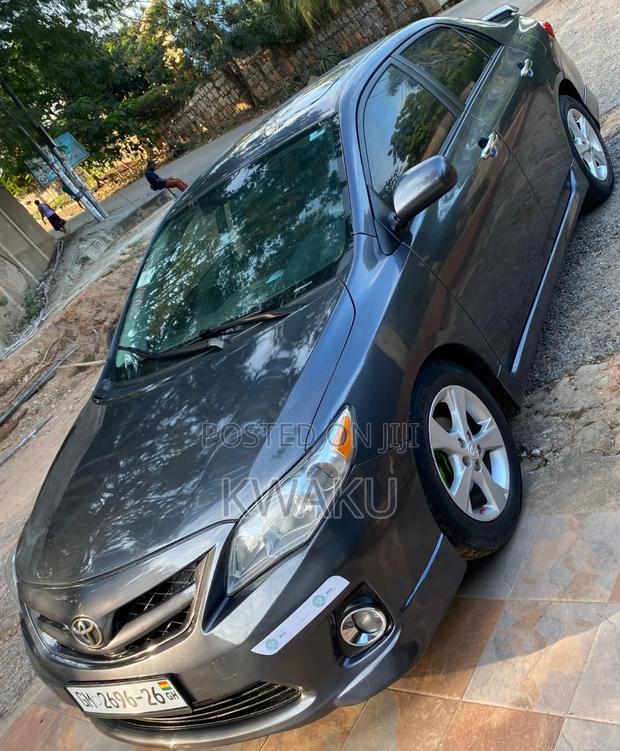 Toyota Corolla 2013 Gray