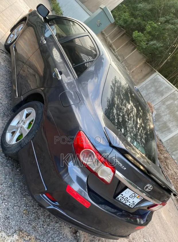 Toyota Corolla 2013 Gray
