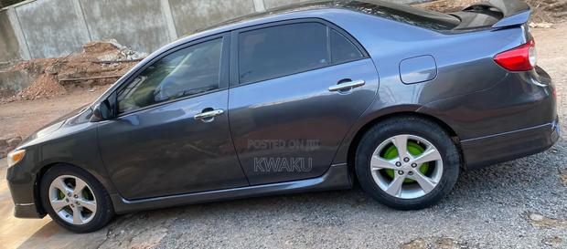 Toyota Corolla 2013 Gray