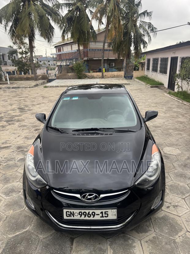 Hyundai Elantra 2012 Gray