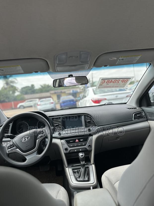 Hyundai Elantra SE 2018 Black