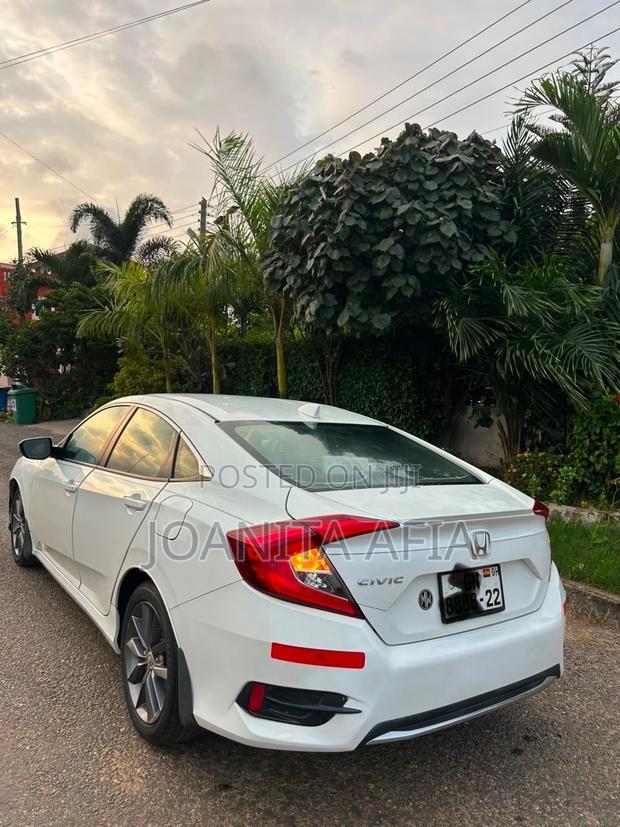 Honda Civic Touring Sedan 2018 White