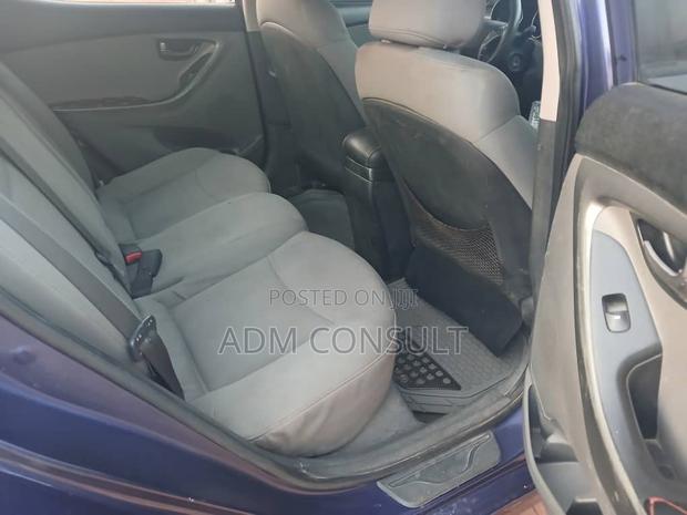 Hyundai Elantra GLS Sedan FWD (1.8L 4cyl 6M) 2013 Blue