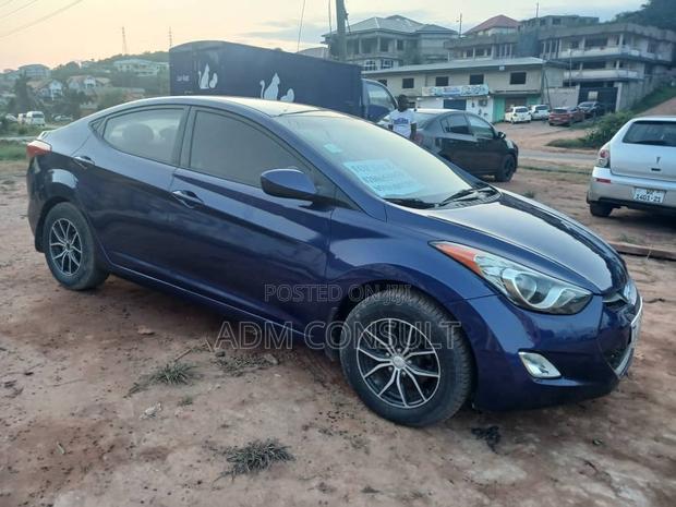 Hyundai Elantra GLS Sedan FWD (1.8L 4cyl 6M) 2013 Blue