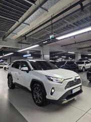 Toyota RAV4 XLE AWD 2023 White for sale