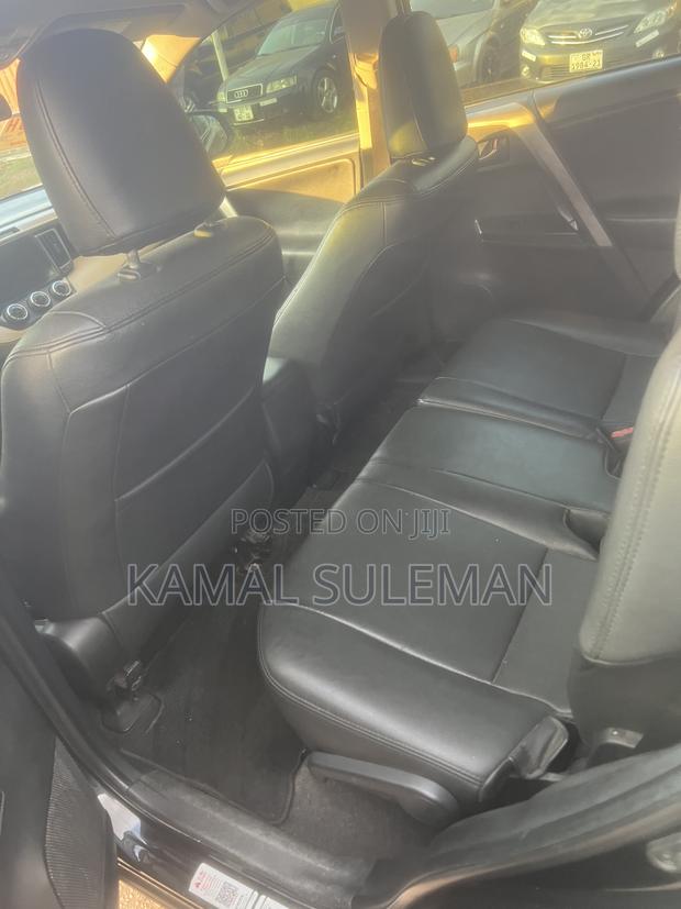 Toyota RAV4 2018 Black