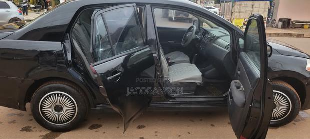 Nissan Versa 2010 Black