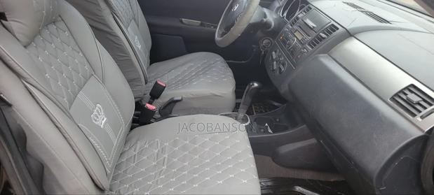 Nissan Versa 2010 Black