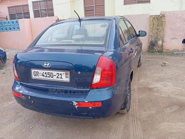 Hyundai Accent 2010 Blue
