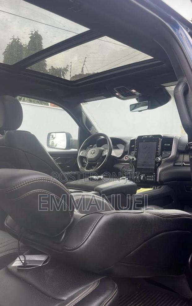 Dodge RAM 2025 Blue