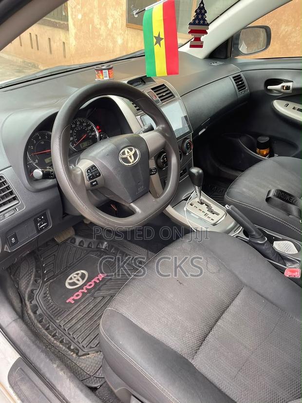 Toyota Corolla 2013 Silver