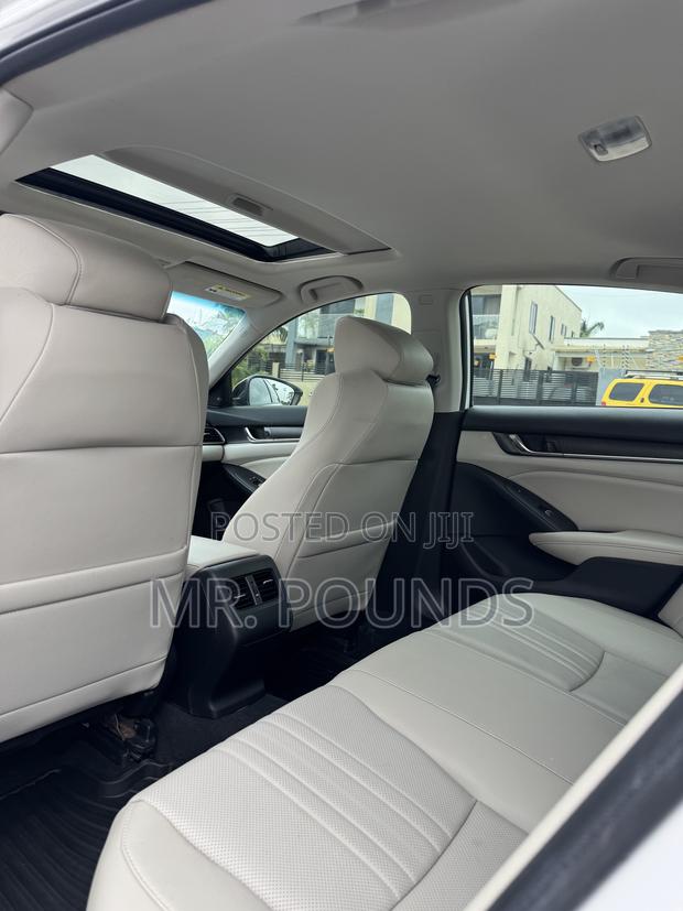 Honda Accord Touring 2.0T 2020 White