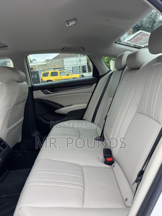 Honda Accord Touring 2.0T 2020 White