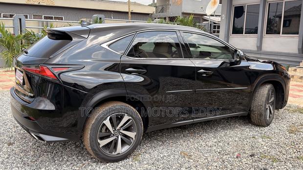Lexus NX 200 FWD 2019 Black
